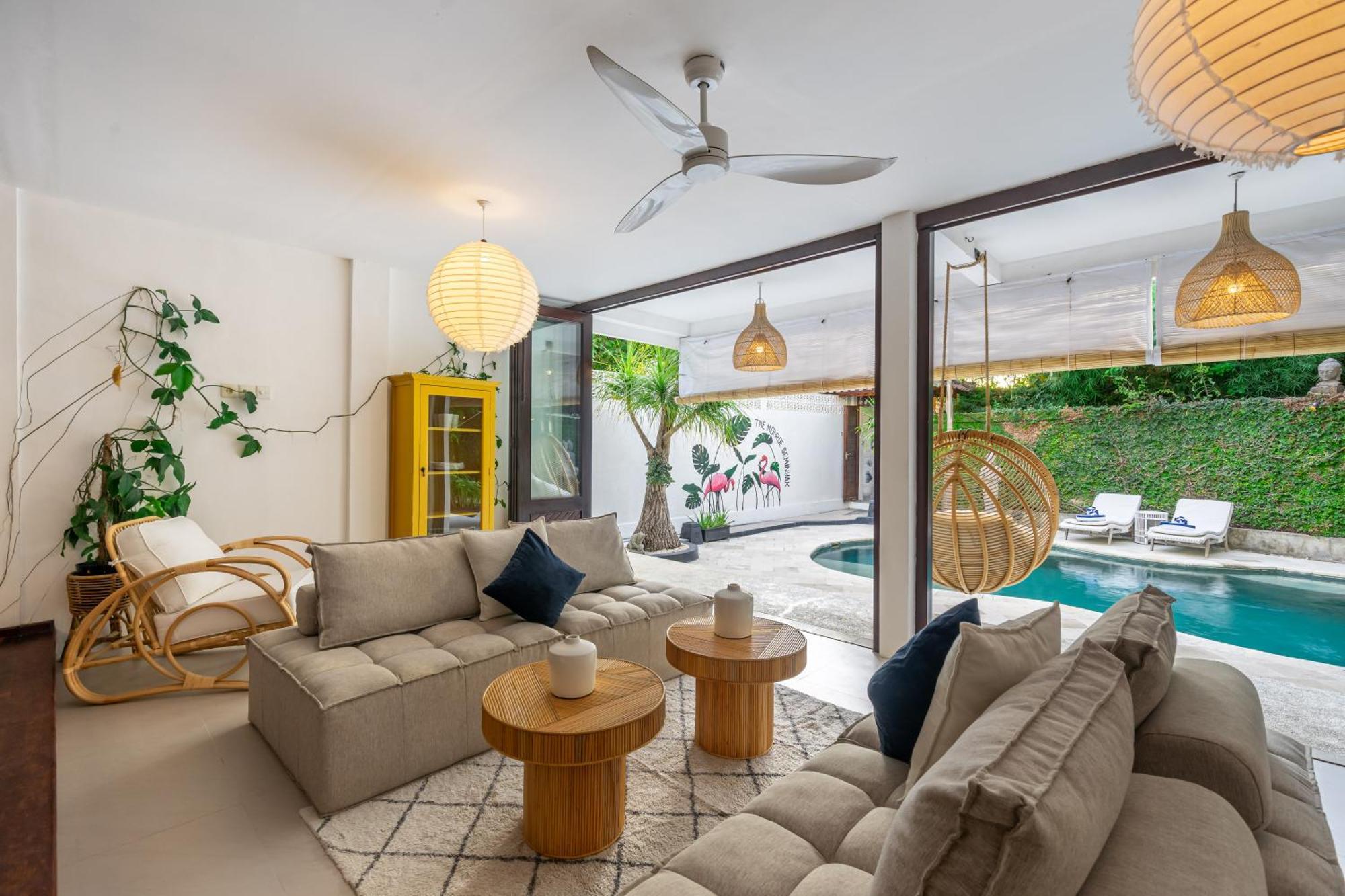 The Monroe Luxury 3-bedroom With Private Pool In 900m To The