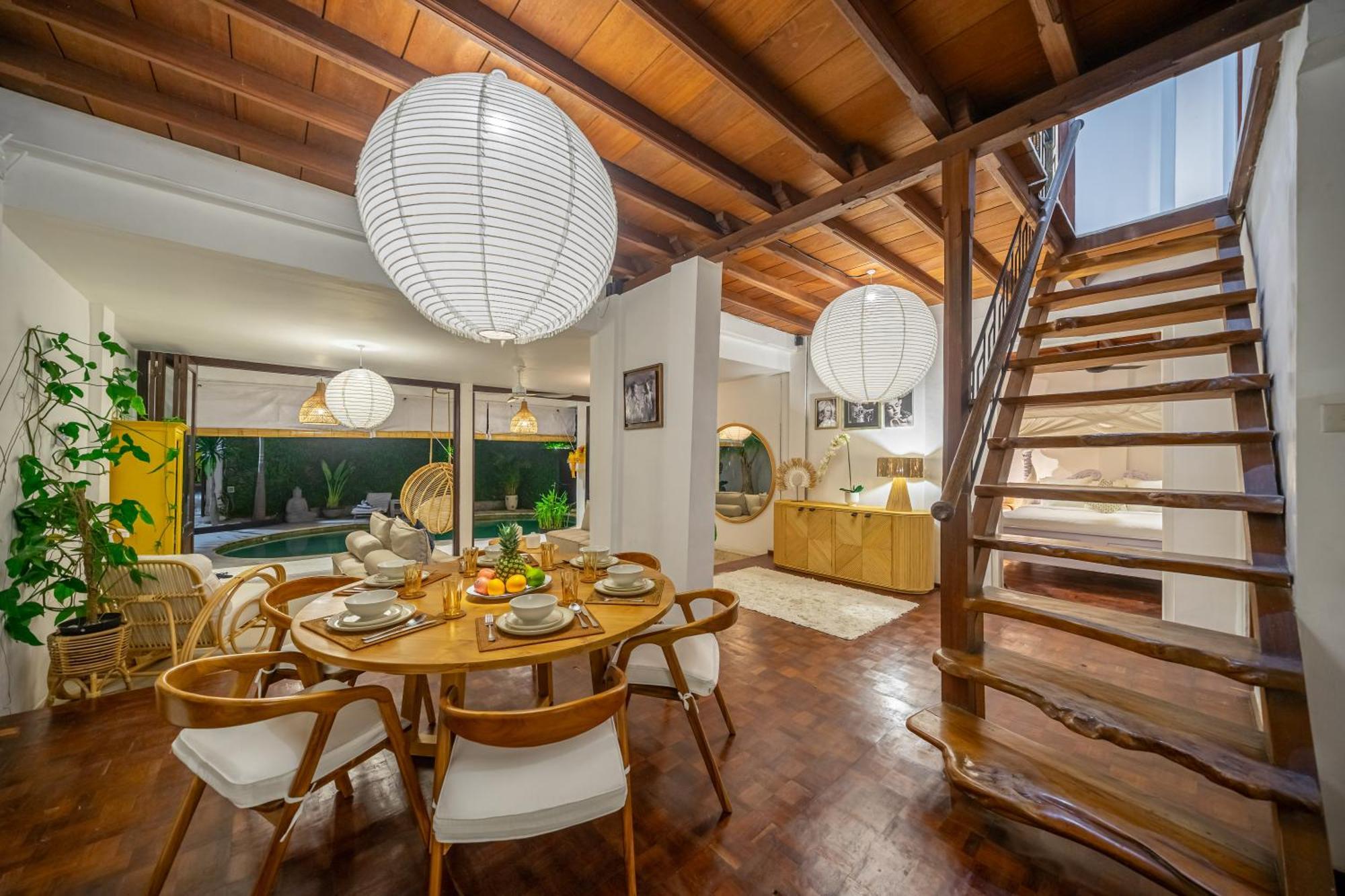 The Monroe Luxury 3-bedroom With Private Pool In 900m To The