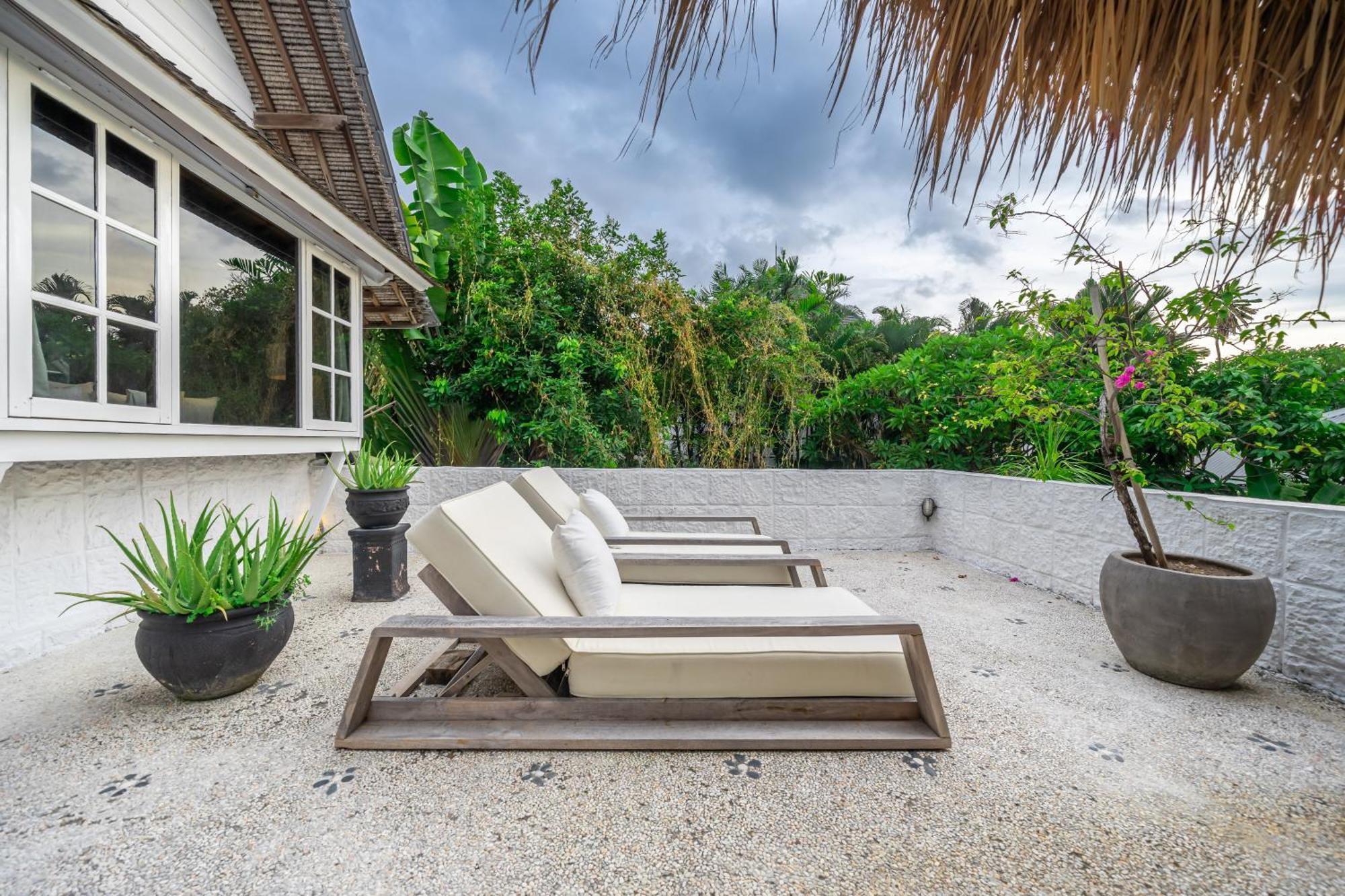 The Monroe Luxury 3-bedroom With Private Pool In 900m To The Seminyak (Bali)