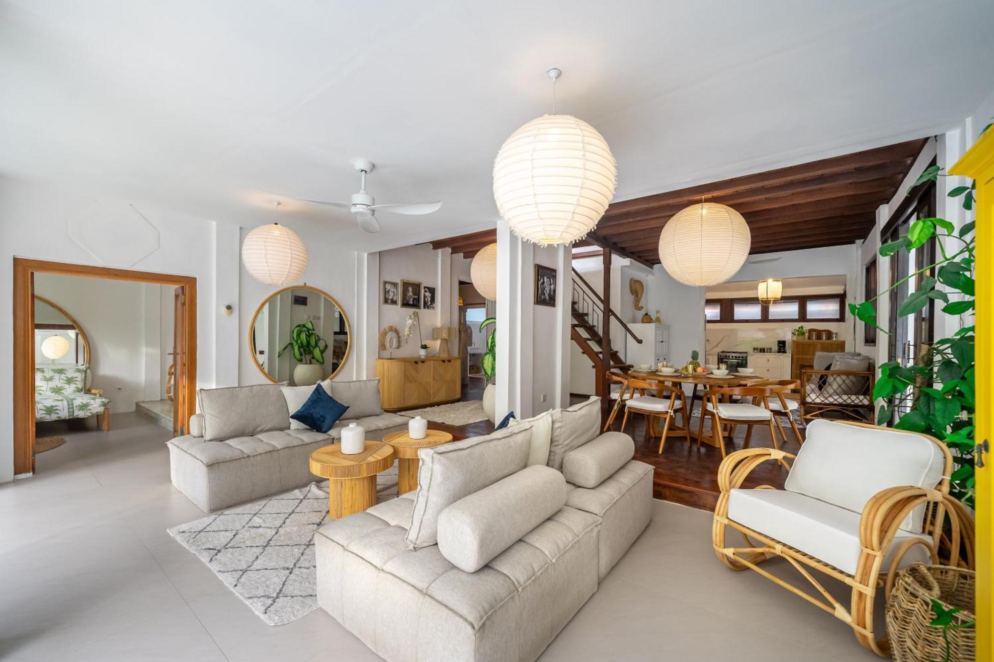 The Monroe Luxury 3-bedroom With Private Pool In 900m To The Villa